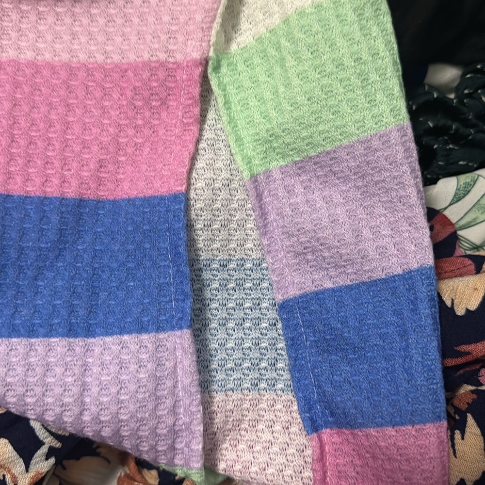 Simple Summer Stripes Top - Picture 5 of 5